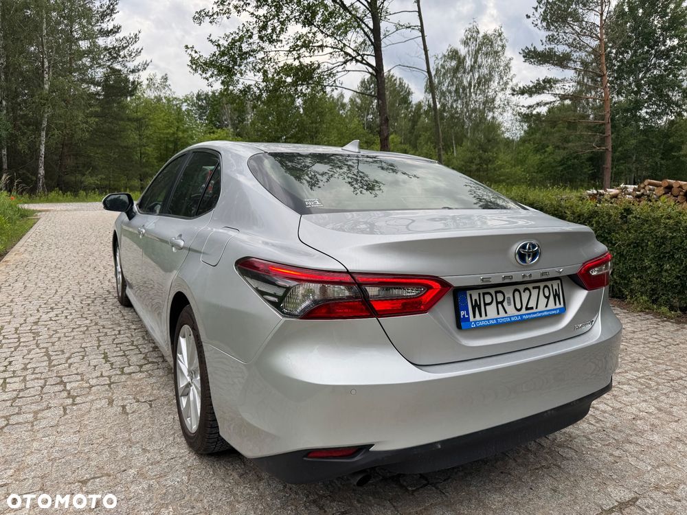 Toyota Camry 2.5 Hybrid Comfort CVT - 6