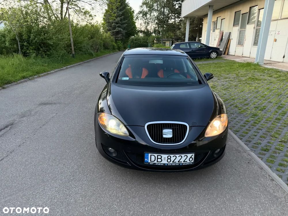 Seat Leon 2.0 TDI Stylance DSG - 1