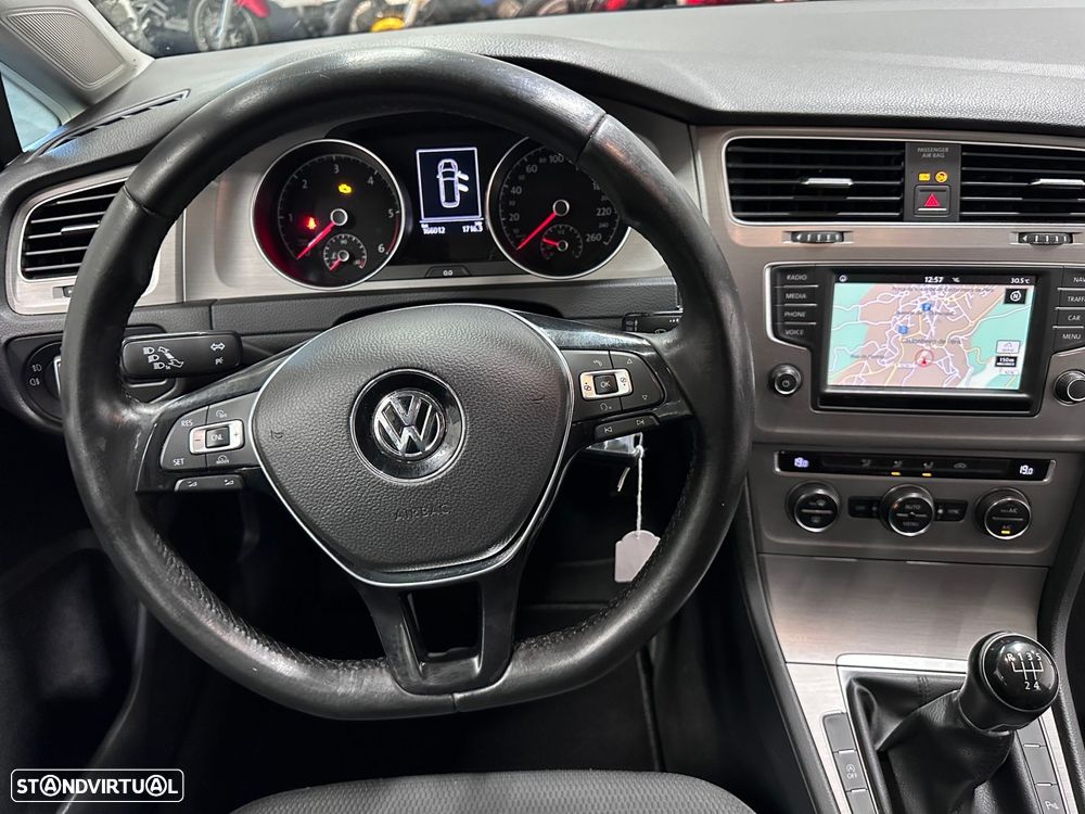 VW Golf Variant 1.6 TDi BlueMotion Confortline - 11