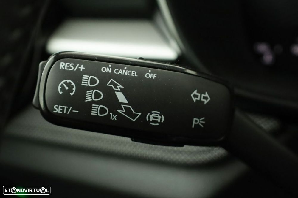 Skoda Fabia 1.0 TSI DSG — fotografia 16
