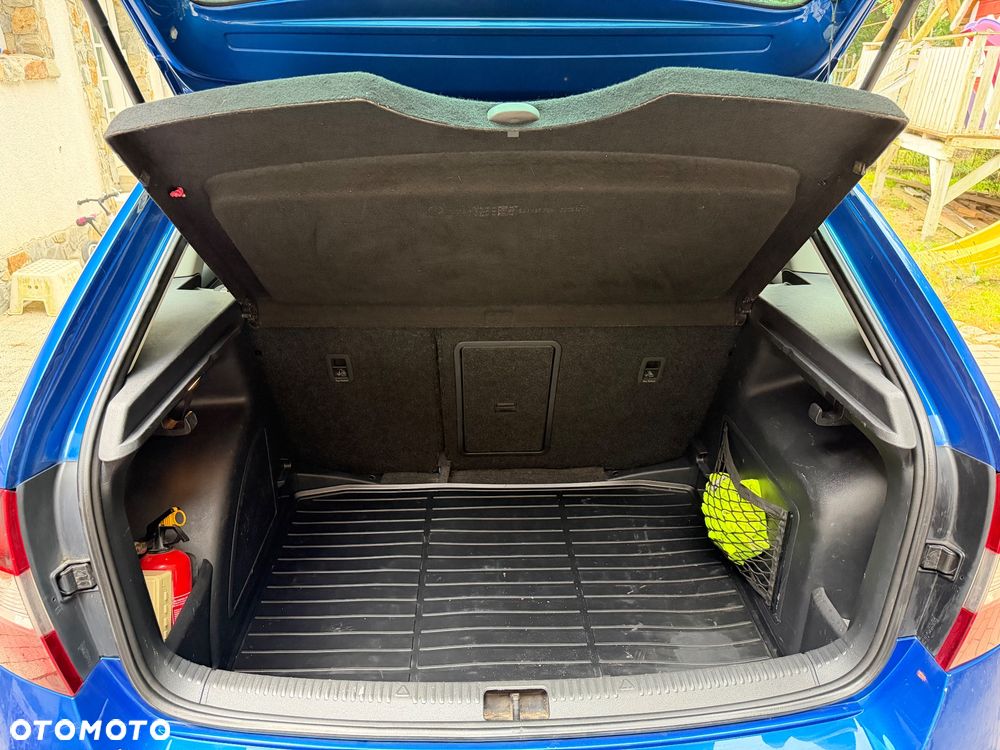 Skoda RAPID - 23