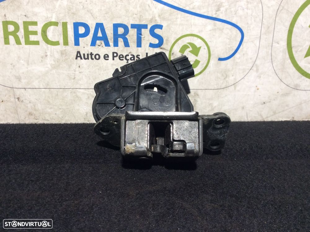 Fecho Mala Toyota Avensis T27 - 2