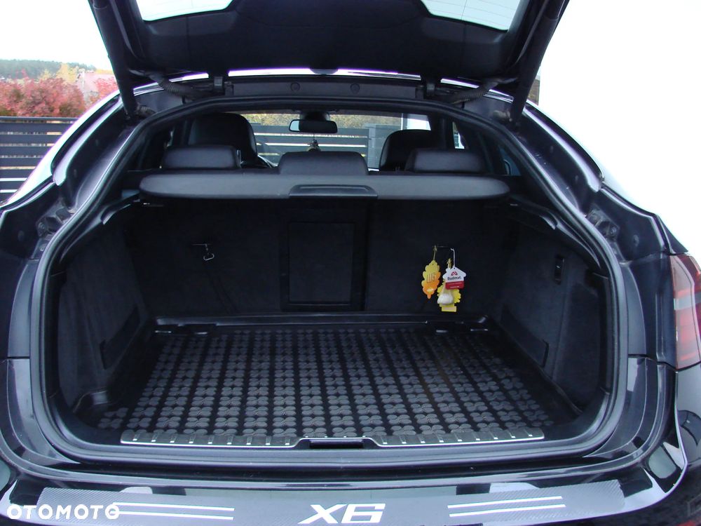 BMW X6 - 22