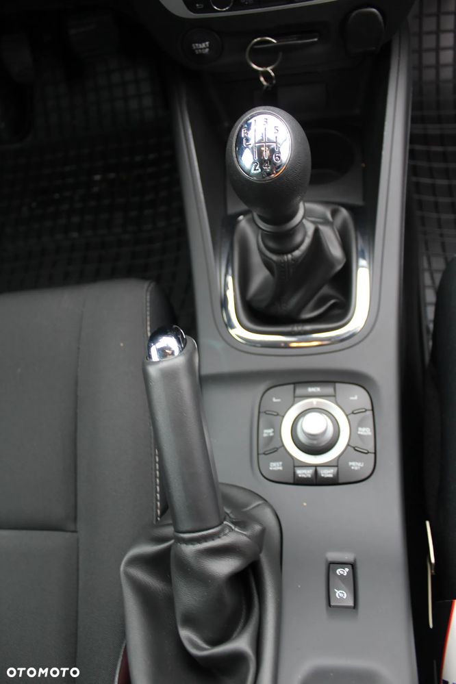 Renault Megane ENERGY TCe 115 Start & Stop LIMITED - 27