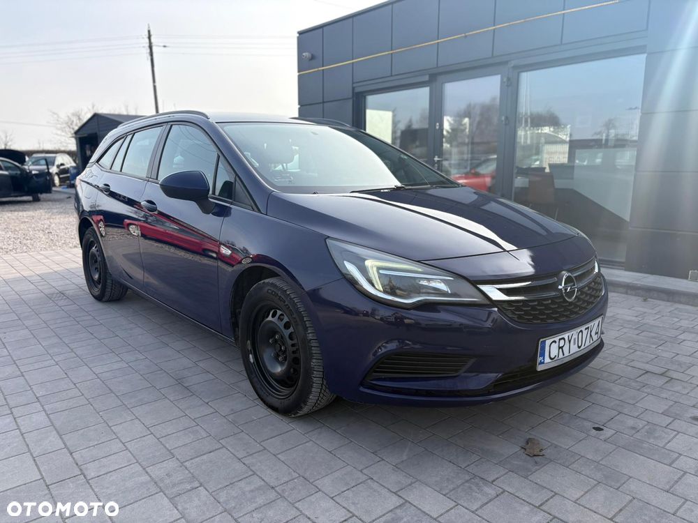 Opel Astra - 1