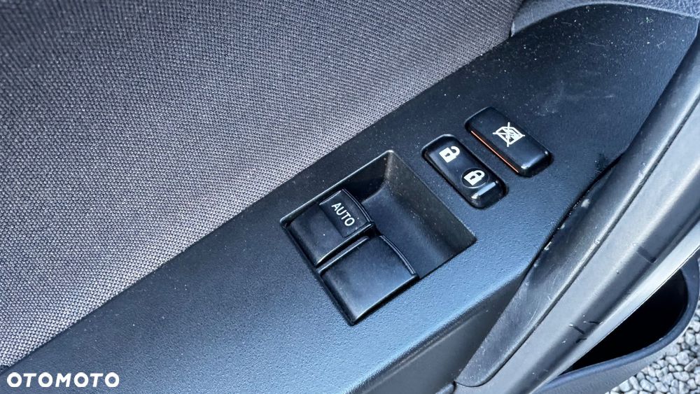 Toyota Auris - 25