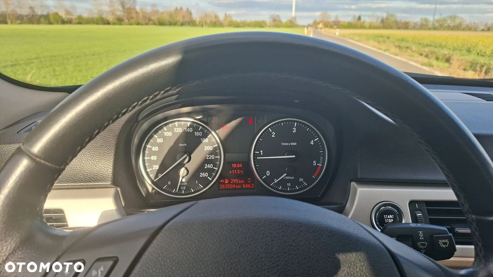 BMW Seria 3 320d - 11