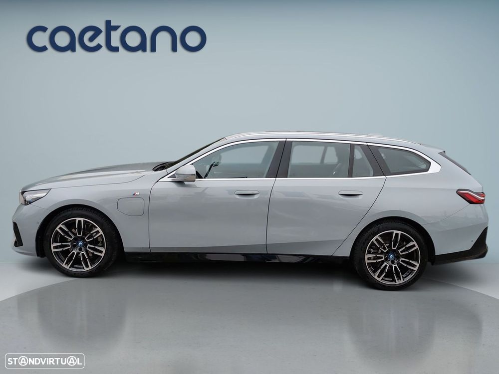 BMW 530 e Pack Desportivo M - 5