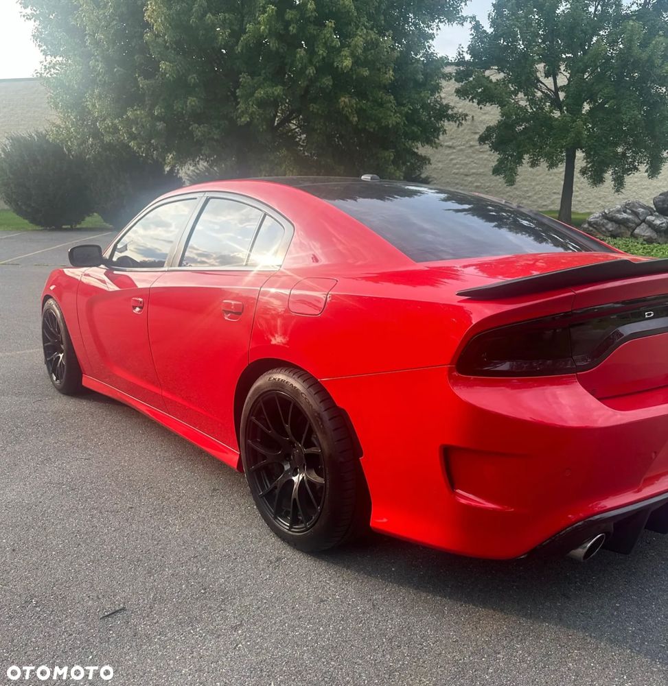 Dodge Charger 6.4 Scat Pack Widebody - 13