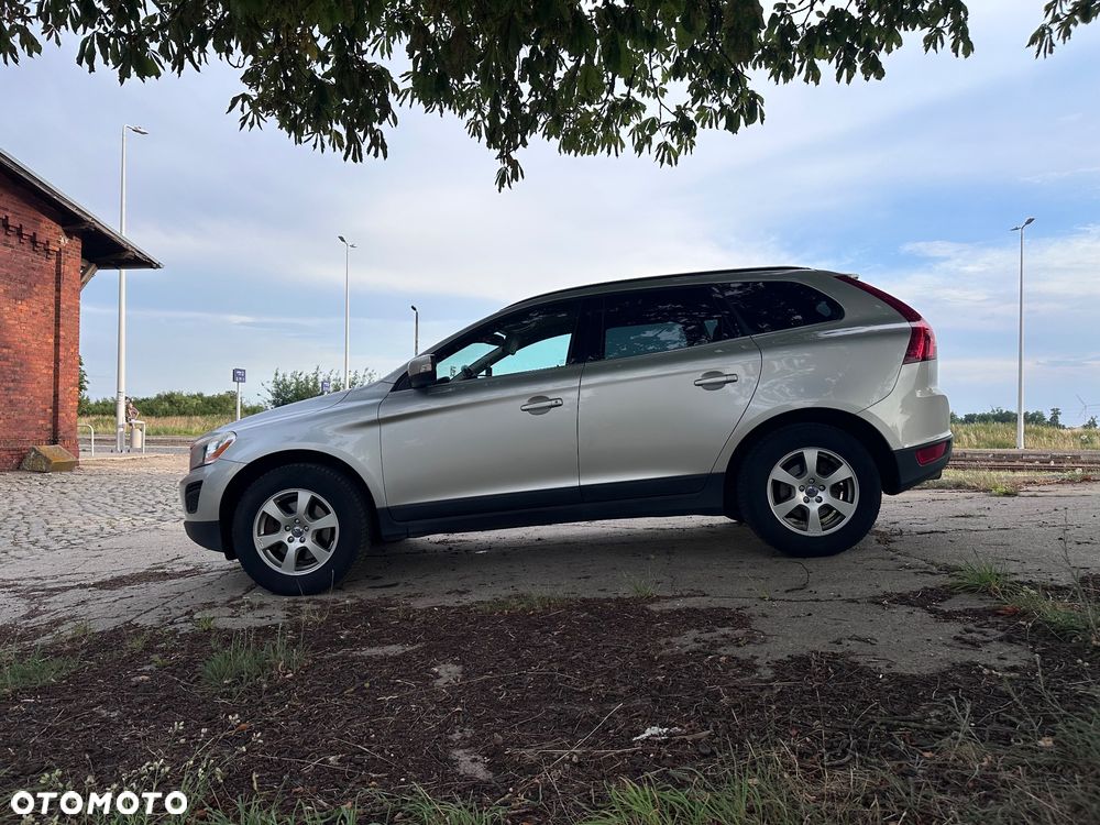 Volvo XC 60 DRIVe Kinetic - 6