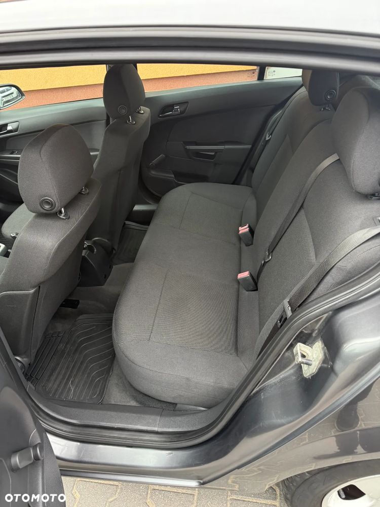 Opel Astra - 21