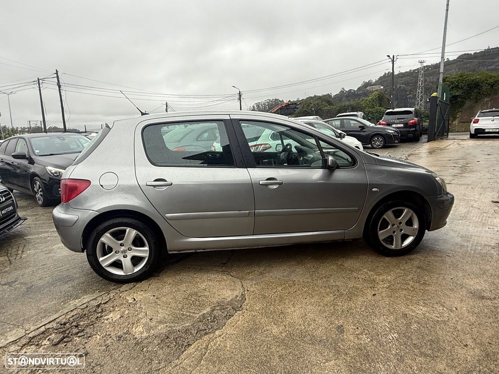 Peugeot 307 2.0 HDi 136 XSi - 35