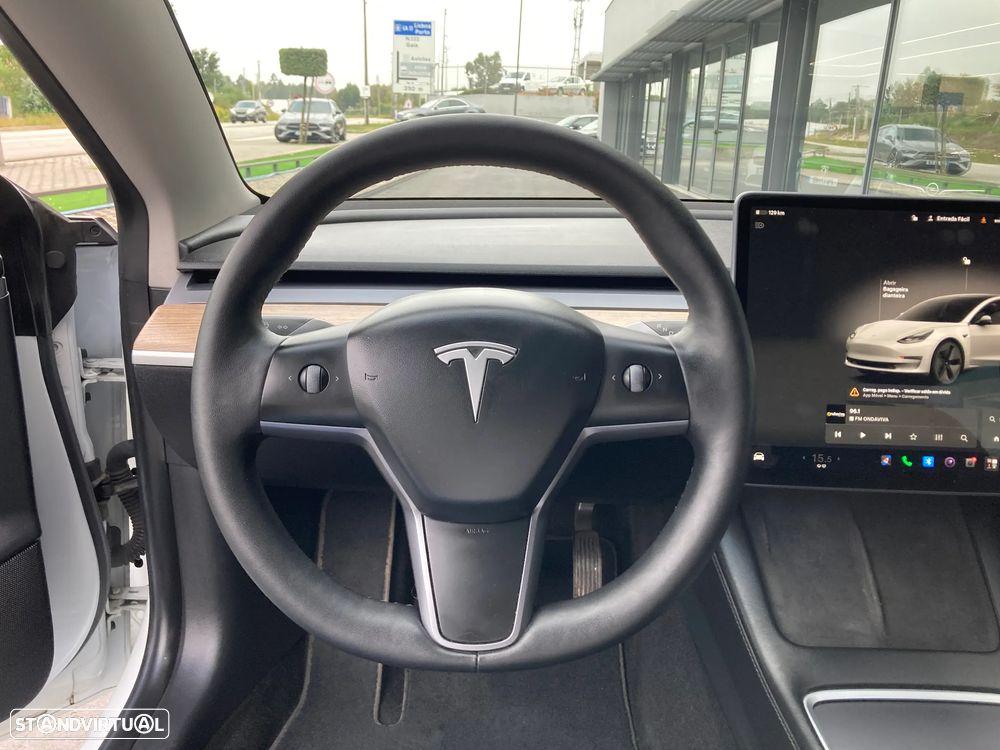 Tesla Model 3 RWD - 15