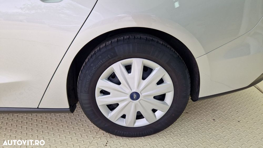 Ford Focus 1.5 EcoBlue Active Business - 19