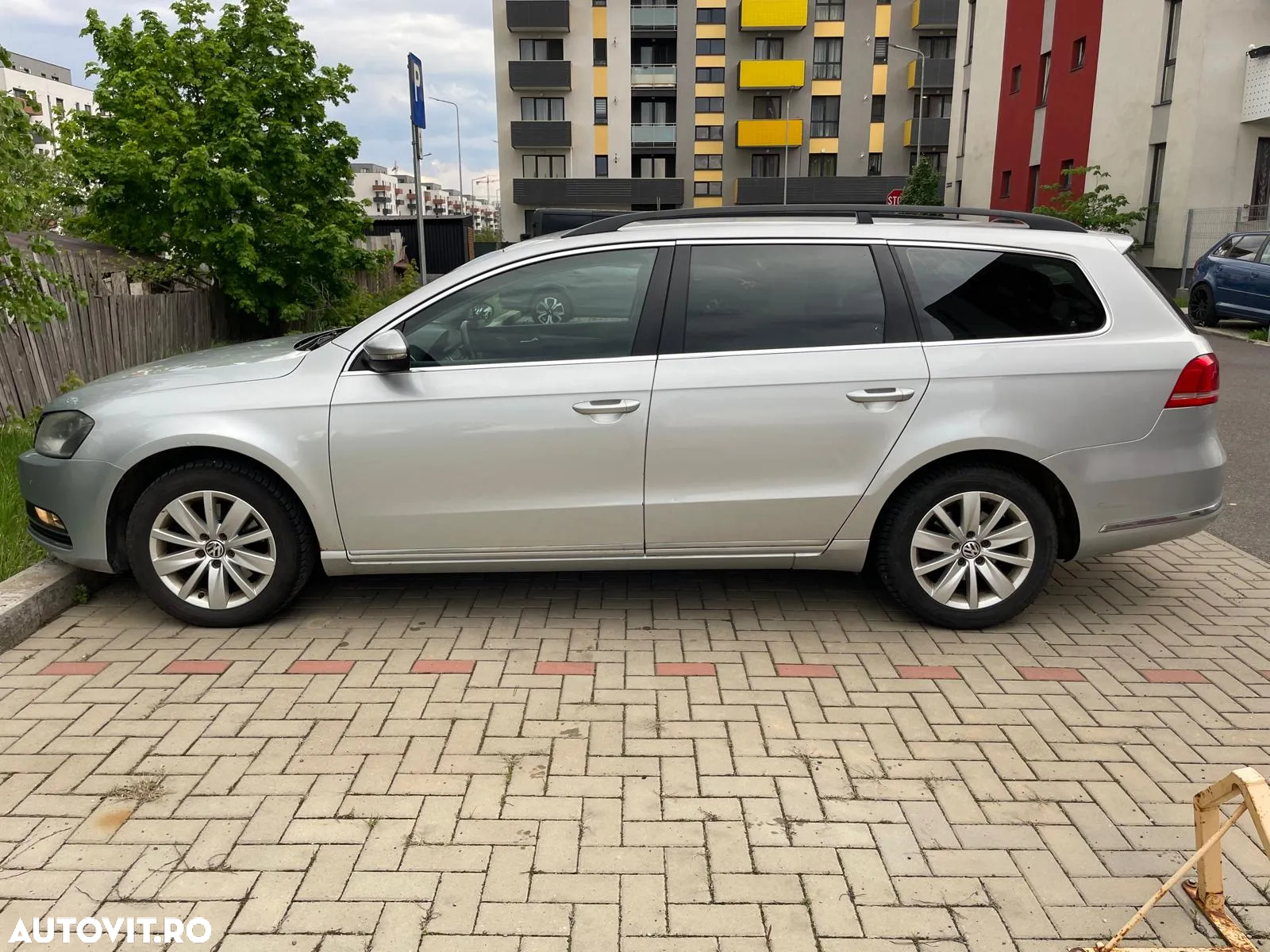 Volkswagen Passat Variant 2.0 Blue TDI SCR Comfortline - 6
