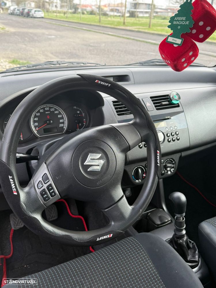 Suzuki Swift 1.3 DDiS GL - 5
