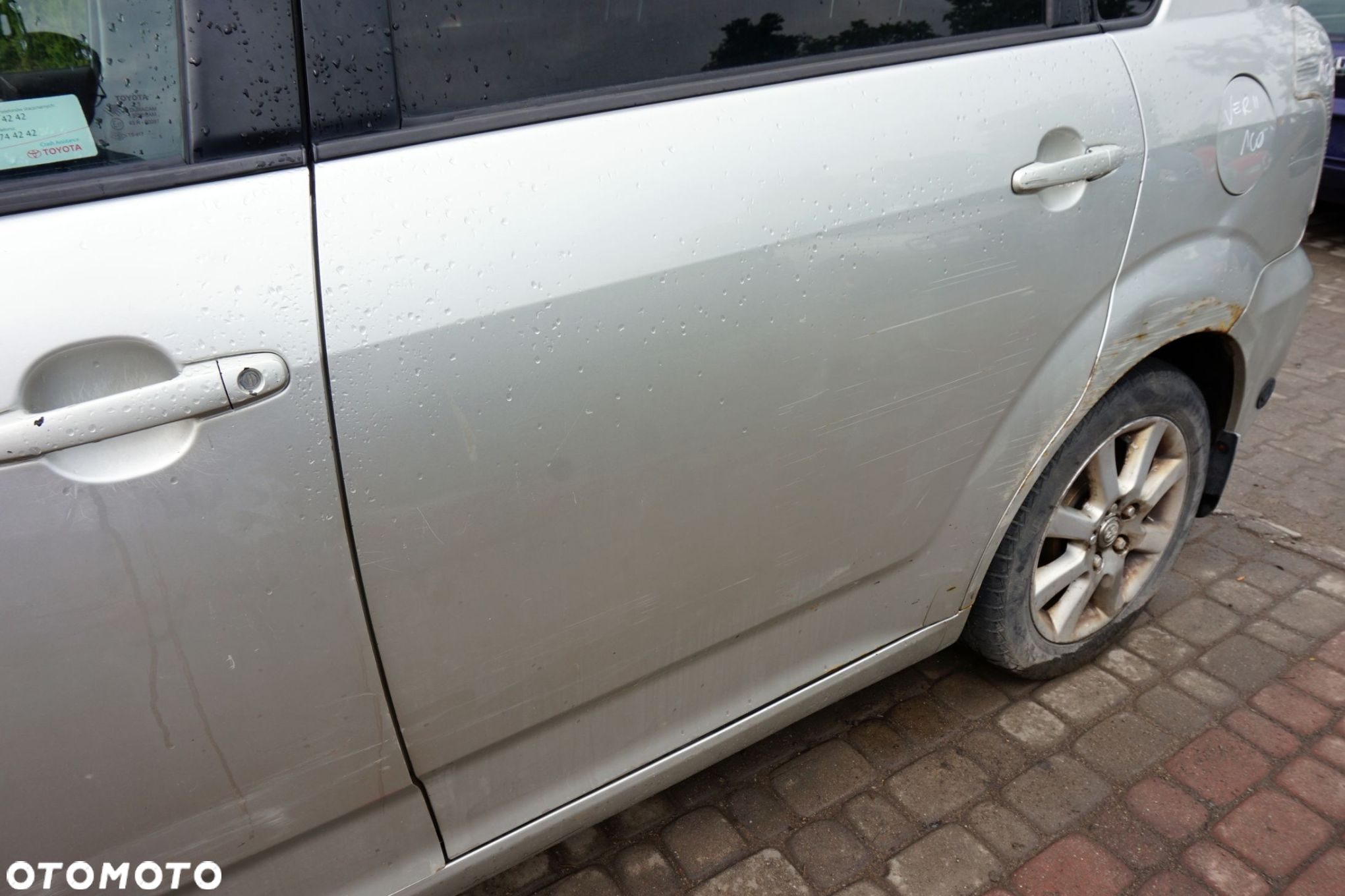 DRZWI TYLNE LEWE COROLLA VERSO II E12 1C0  SREBRNY TOYOTA 2004-2009 - 3