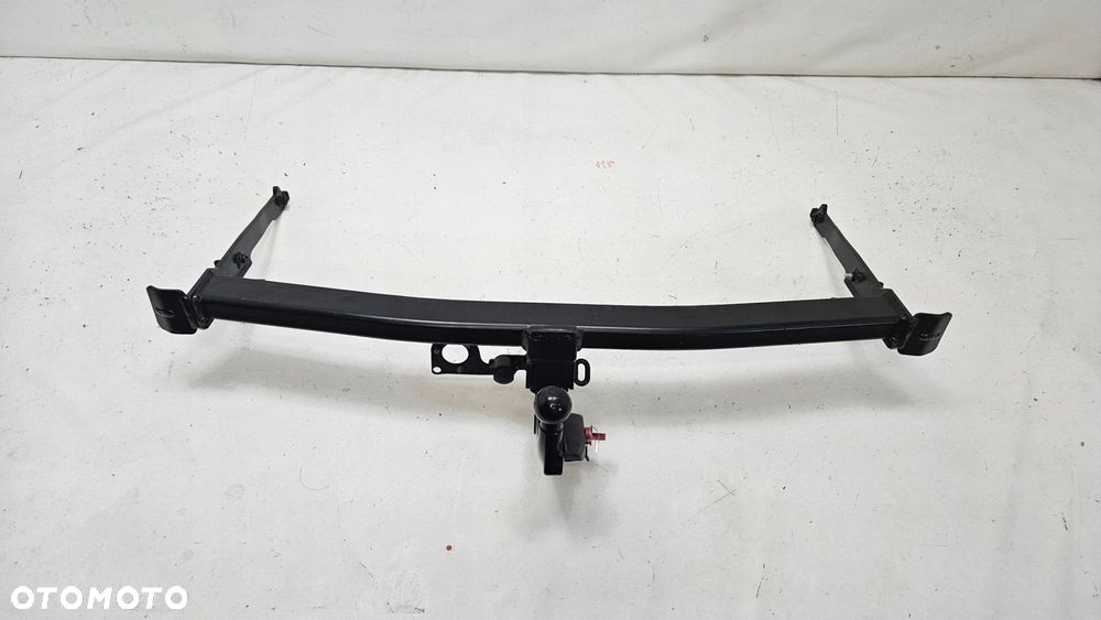 hak holowniczy audi a3 8y0800491 oryginał - 2