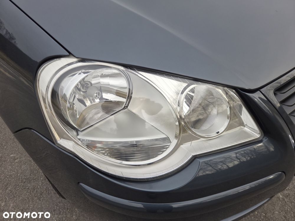 Volkswagen Polo - 25