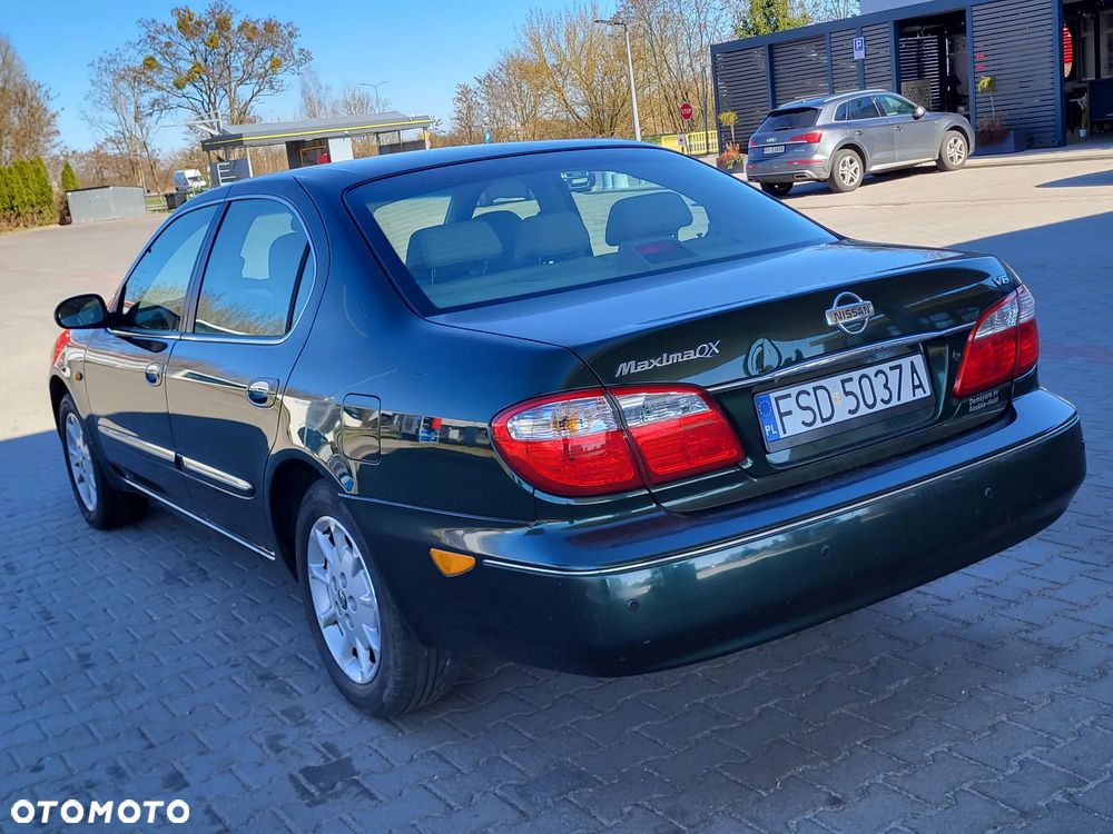 Nissan Maxima 2.0 Elegance - 10