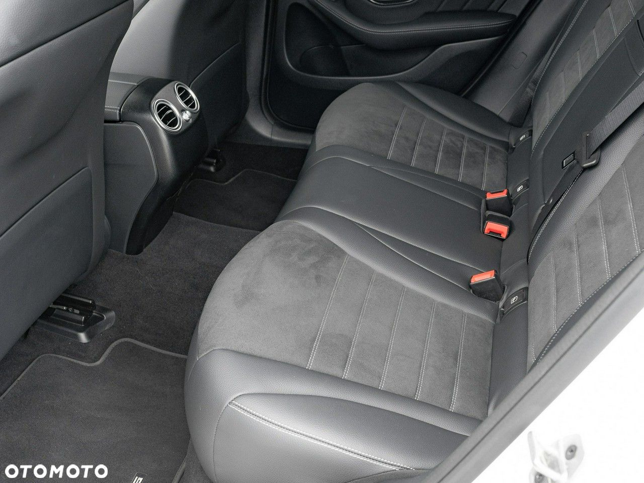 Mercedes-Benz GLC 200 d 4-Matic - 26
