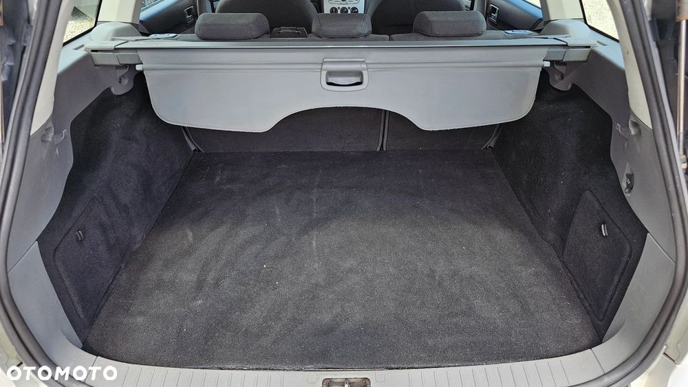 Ford Focus 1.6 FX Silver / Silver X - 21