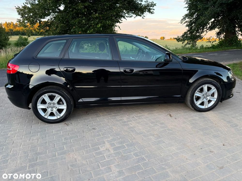 Audi A3 Sportback - 5