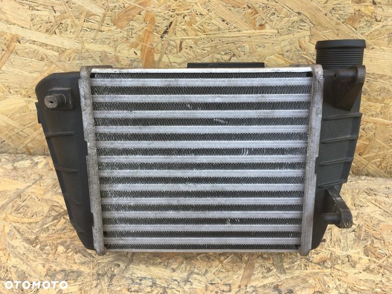 INTERCOOLER AUDI A4 B7 2.7 3.0 TDI 8E0145806L - 3