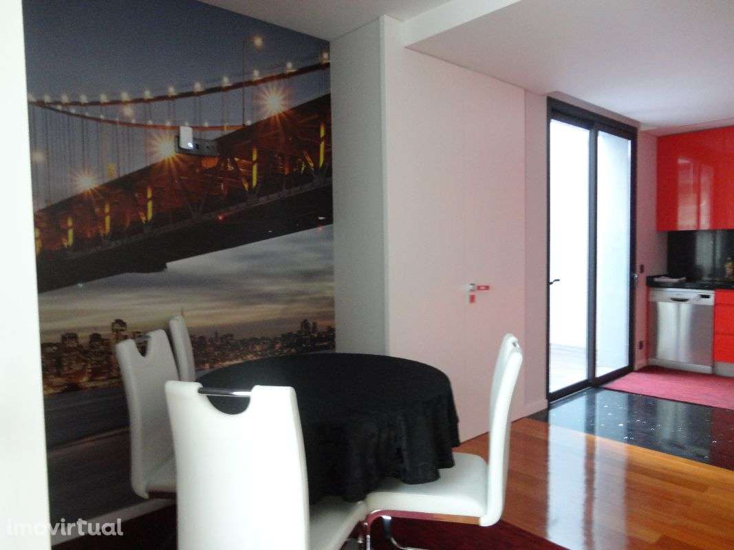 Excelente moradia T4 com piscina, mobilada e equipada. - Grande imagem: 4/28