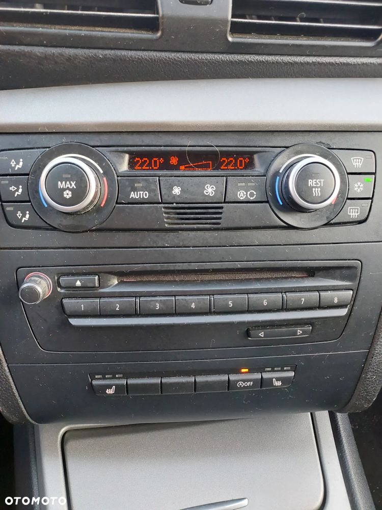 BMW Seria 1 - 21