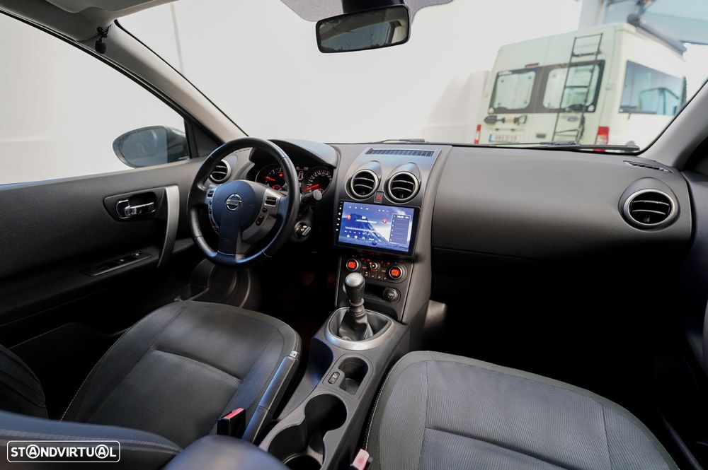 Nissan Qashqai 1.5 dCi 360 - 6