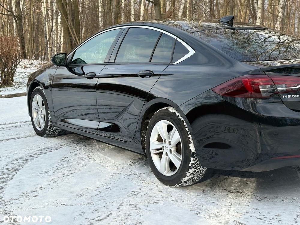 Opel Insignia - 19