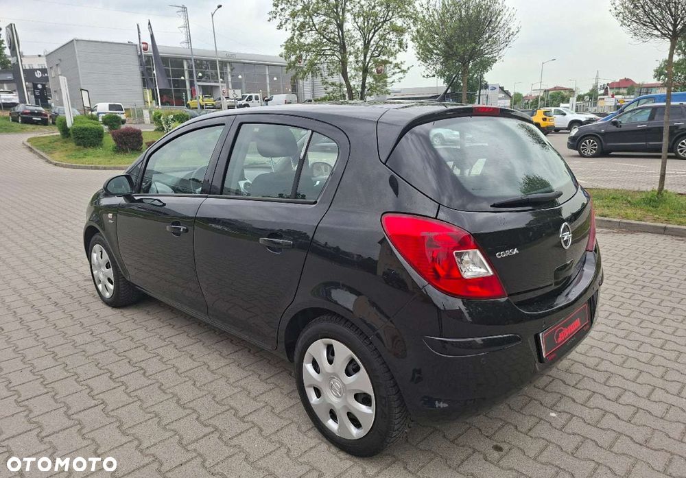 Opel Corsa - 10
