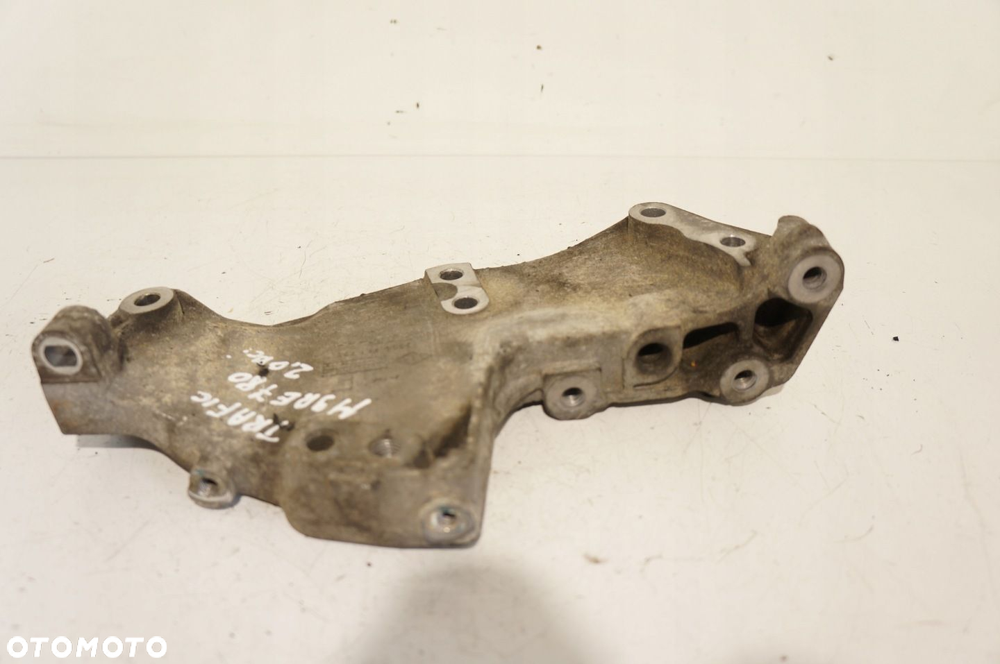 ŁAPA SILNIKA WSPORNIK RENAULT TRAFIC PRIMASTAR 2.0DCI M9RC780 8200741758 - 2