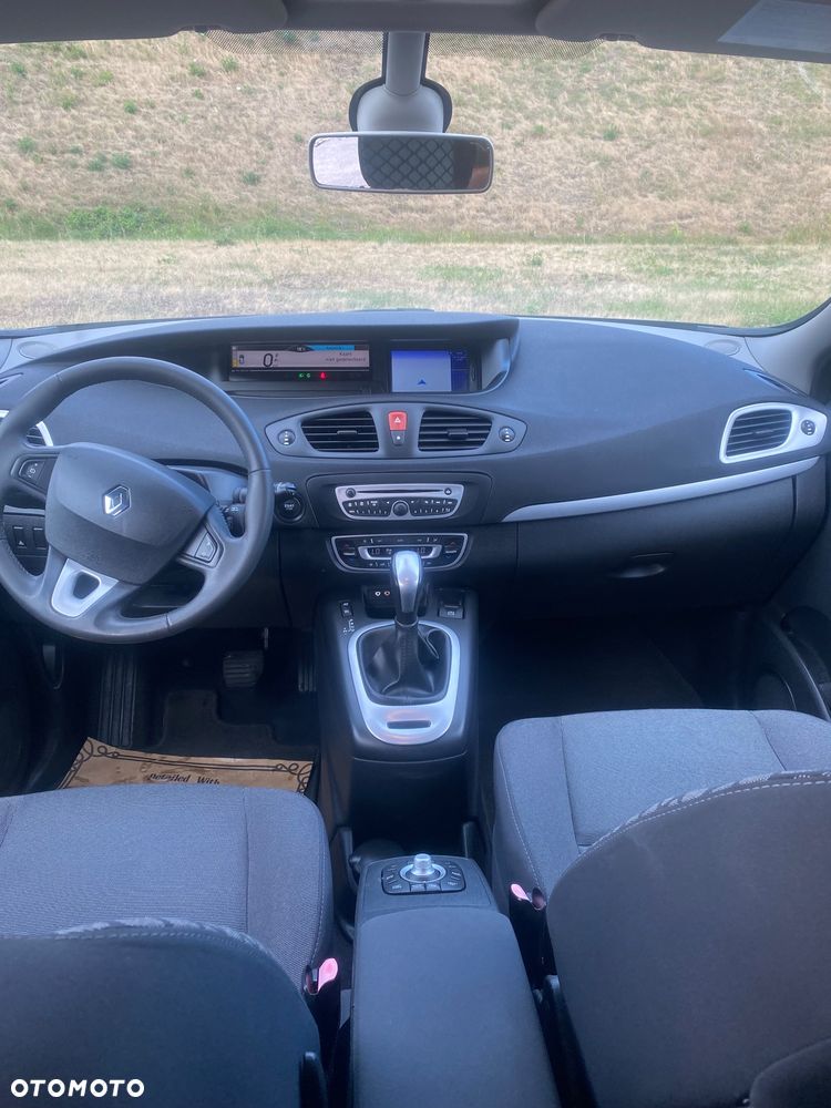 Renault Scenic - 10