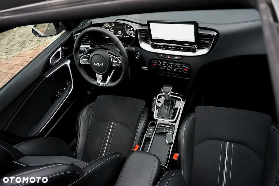 Kia Ceed 1.5 T-GDI DCT7 OPF GT Line - 20