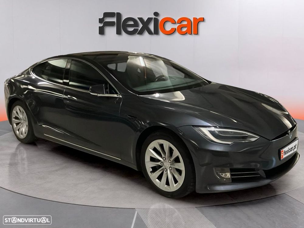 Tesla Model S - 1