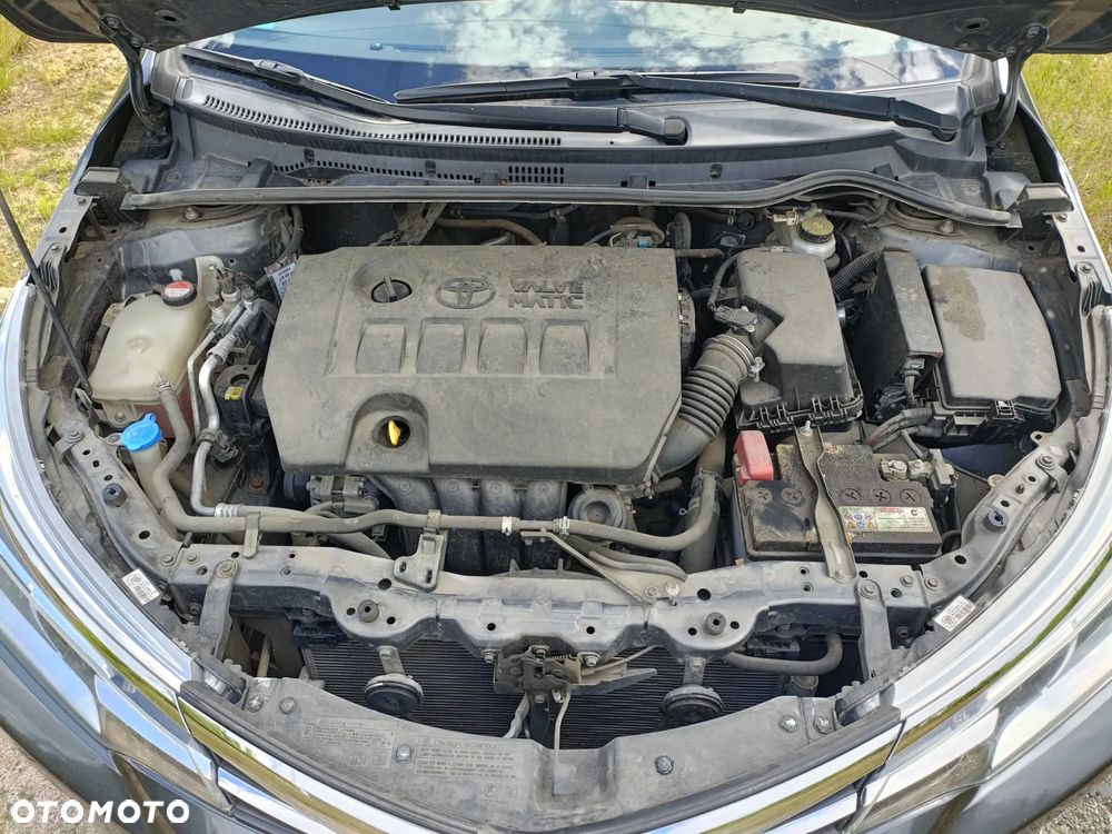 Toyota Corolla 1.6 Comfort - 12