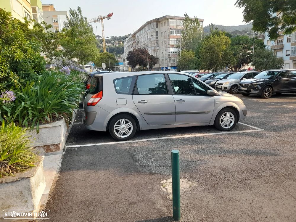 Renault Grand Scénic 1.5 dCi Dynamique Luxe - 1
