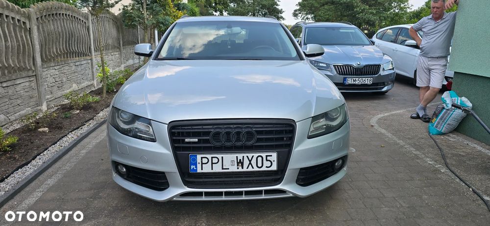 Audi A4 Avant 2.0 TDI DPF - 2