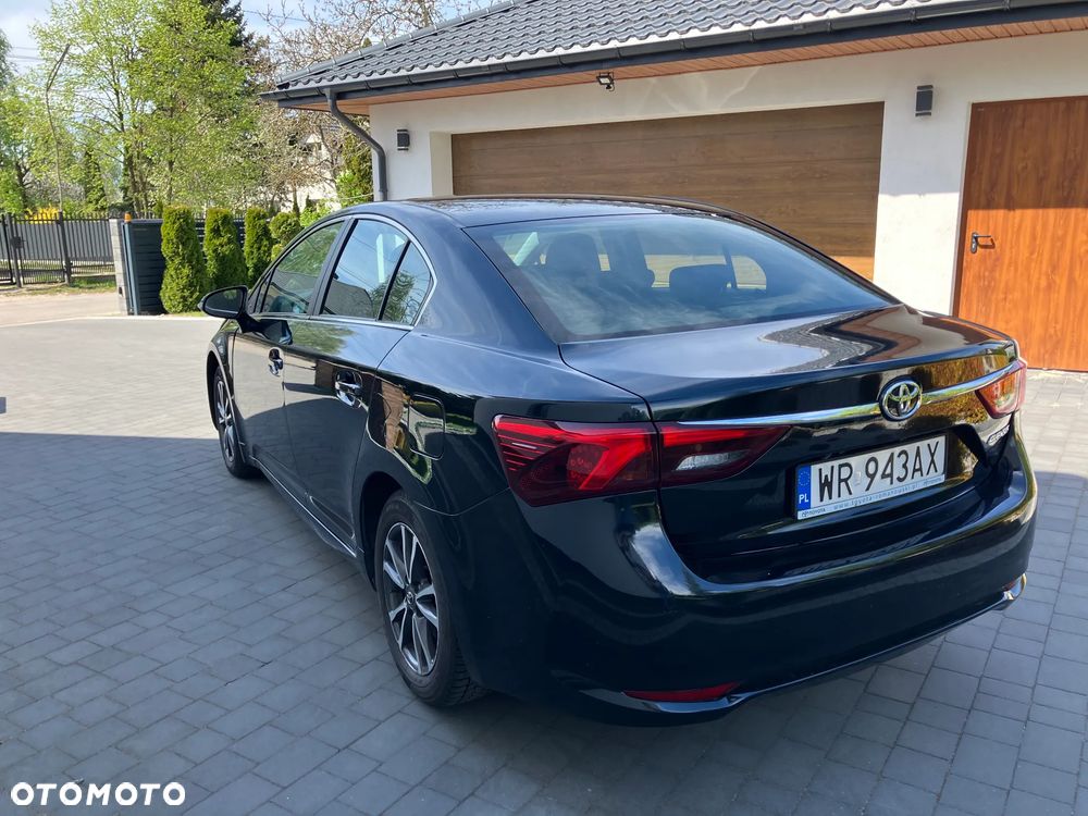 Toyota Avensis 1.8 Premium - 5