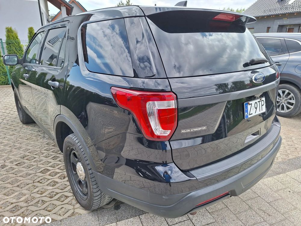Ford Explorer - 22