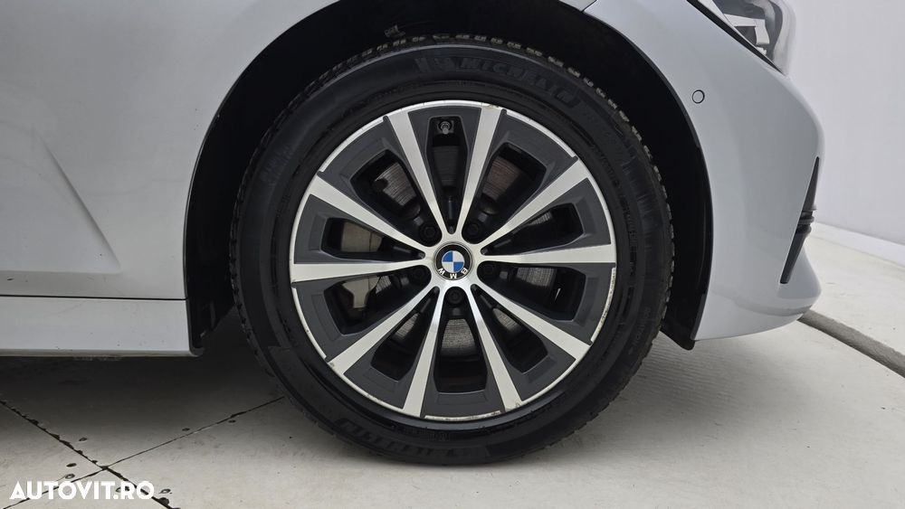 BMW Seria 3 - 23