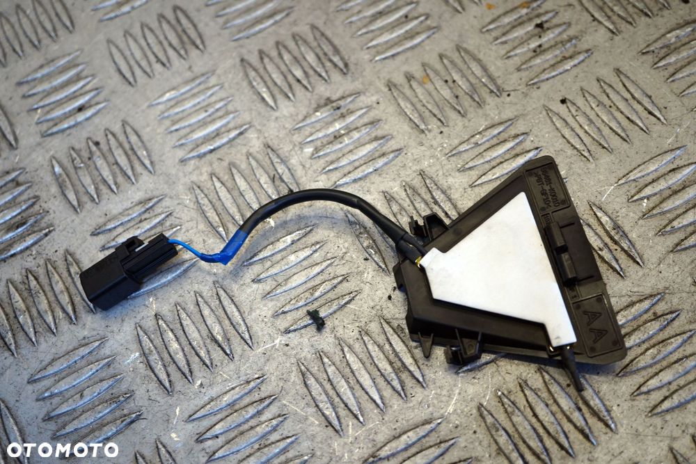 CZUJNIK YARIS CROSS 1.5 12V HYBRID 86461-K0010 SENSOR GRZAŁKA TOYOTA 2020- - 2