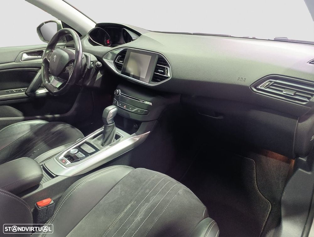 Peugeot 308 - 15