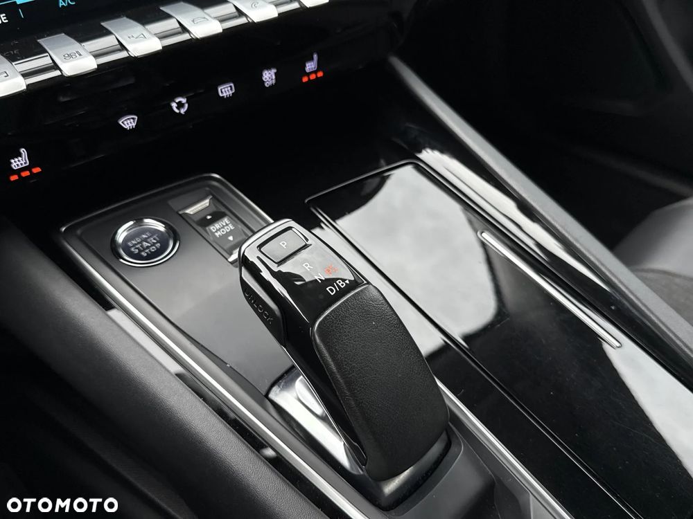 Peugeot 508 1.6 PureTech First Edition S&S EAT8 - 17