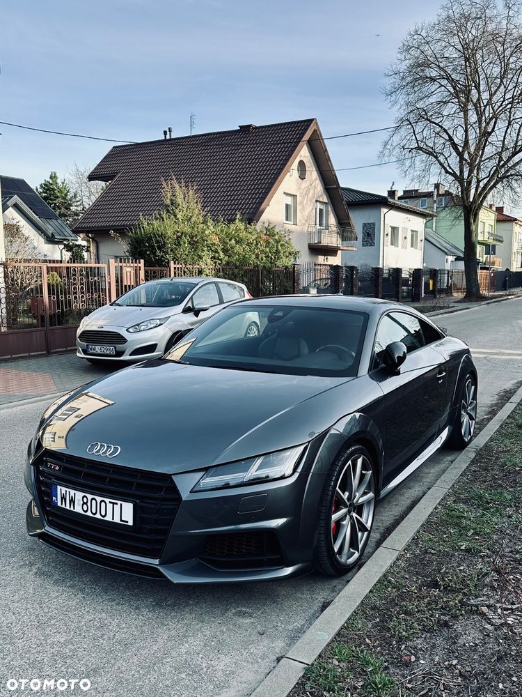Audi TT S Coupé - 13