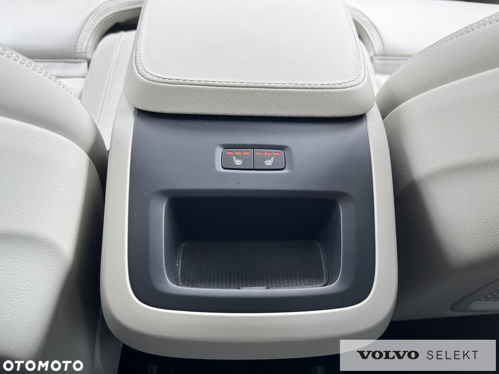 Volvo XC 90 - 28