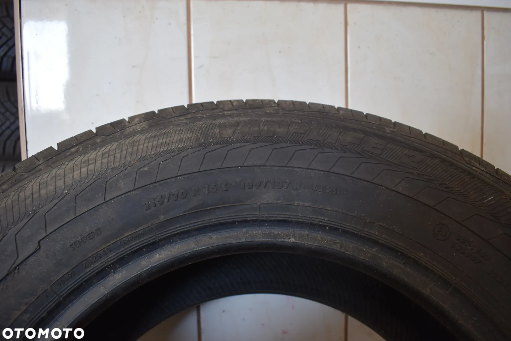 R15C 215/70 Semperit Van-Life 2 Cena za komplet - 7