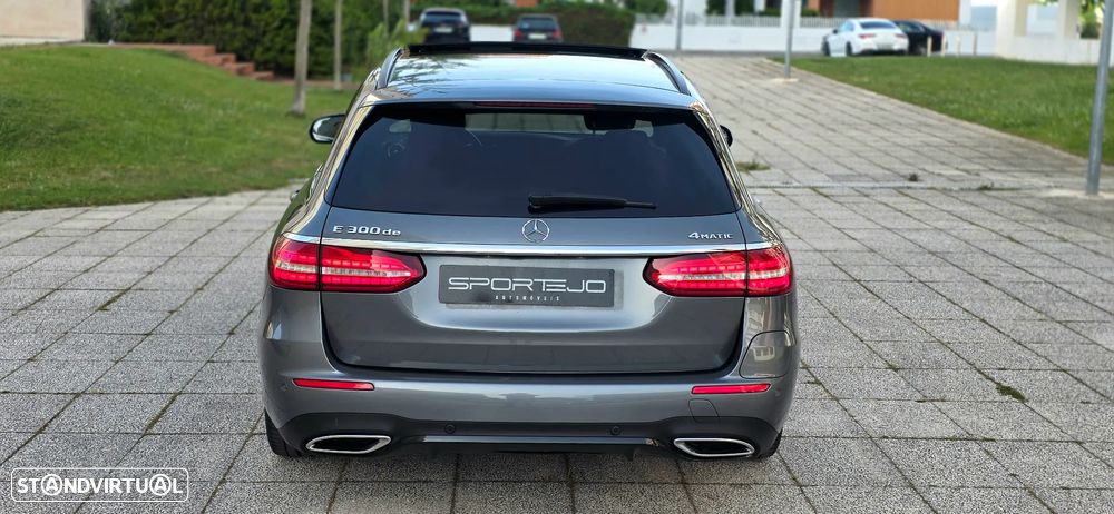 Mercedes-Benz E 300 de 4Matic 9G-TRONIC AMG Line - 9